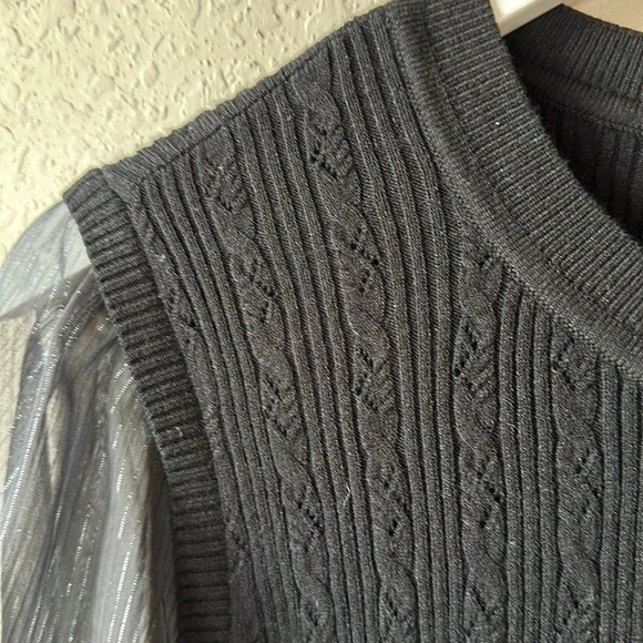 NWT Talbots Woven Sleeve Crewneck Pullover Sweater Size Medium - Picture 4 of 13